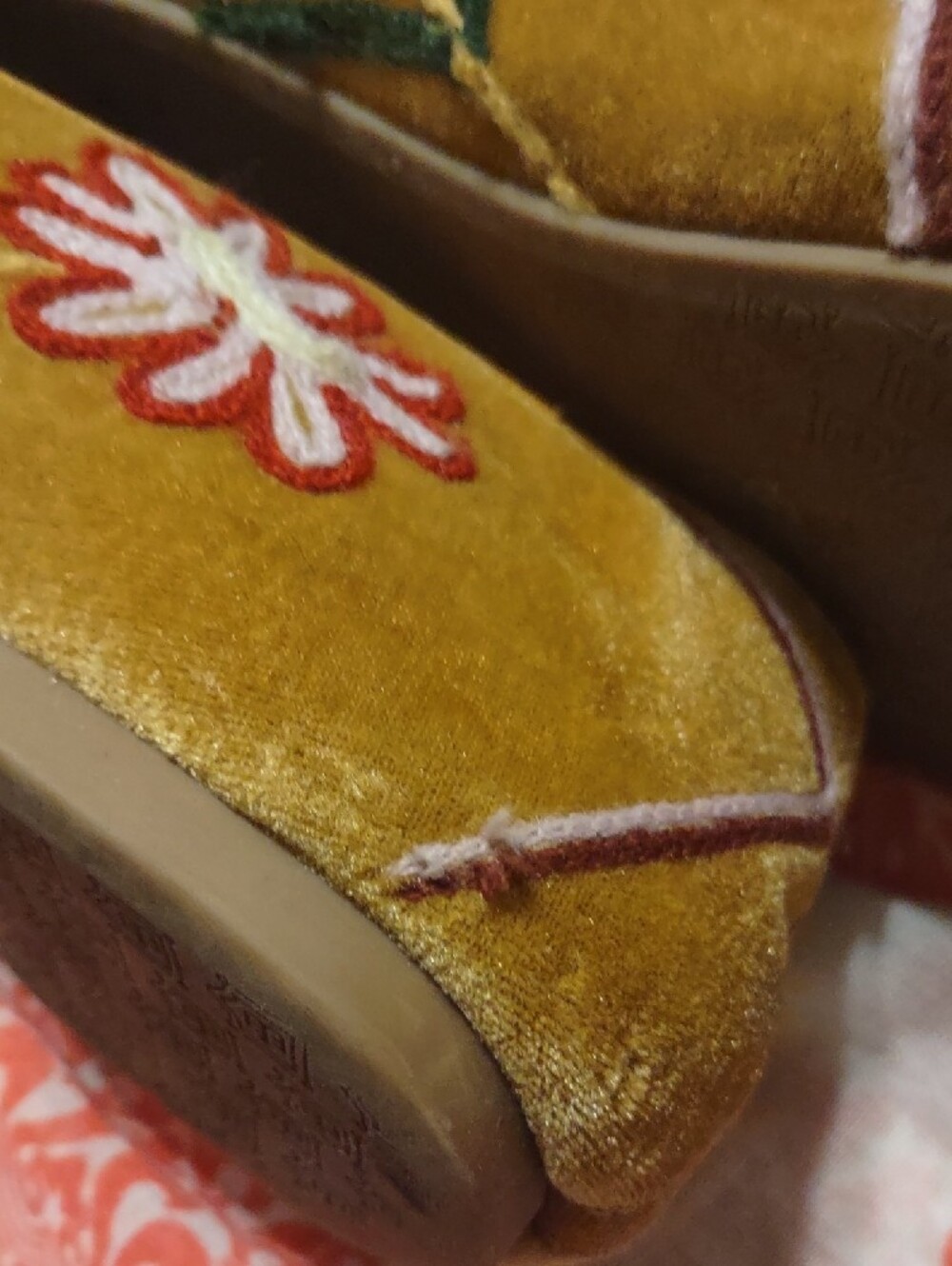 Birdies shoes Unbranded Women’s Mustard Velvet Embroidered Loafers Size 9 - Picture 9 of 10